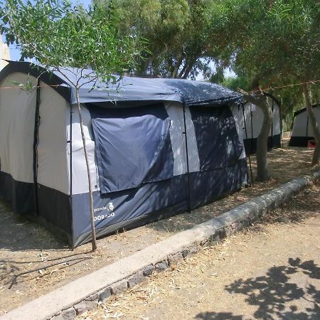 Santorini Camping & Hostel Fira  Extérieur photo